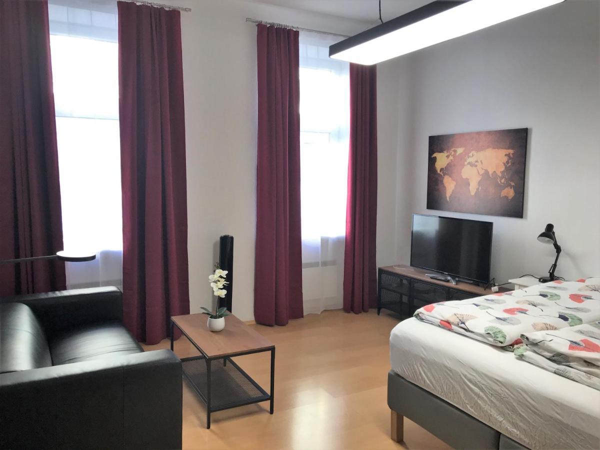 Studio & Apartments Near Reumannplatz เวียนนา ภายนอก รูปภาพ